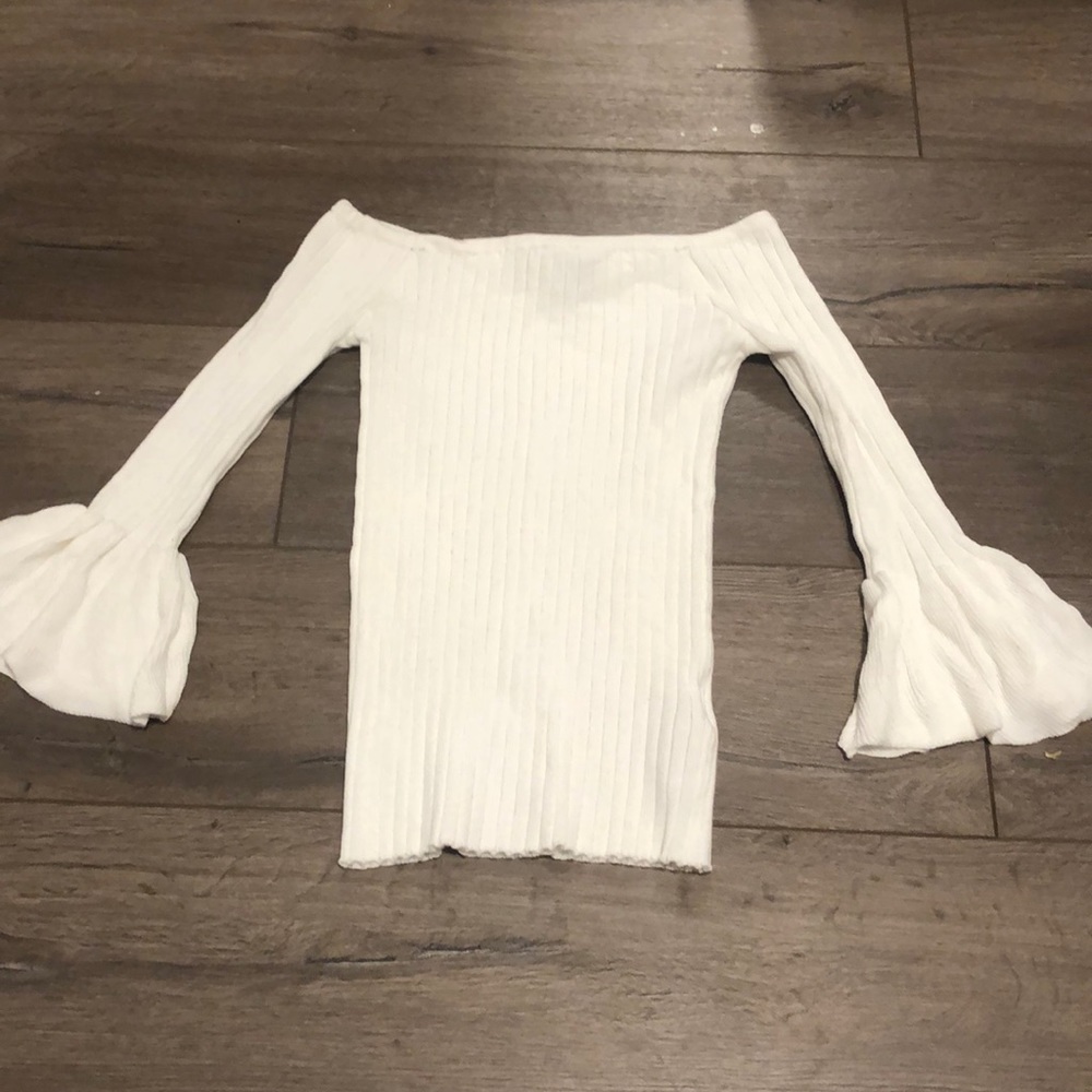 Forever 21 Ribbed Bell Sleeved Top